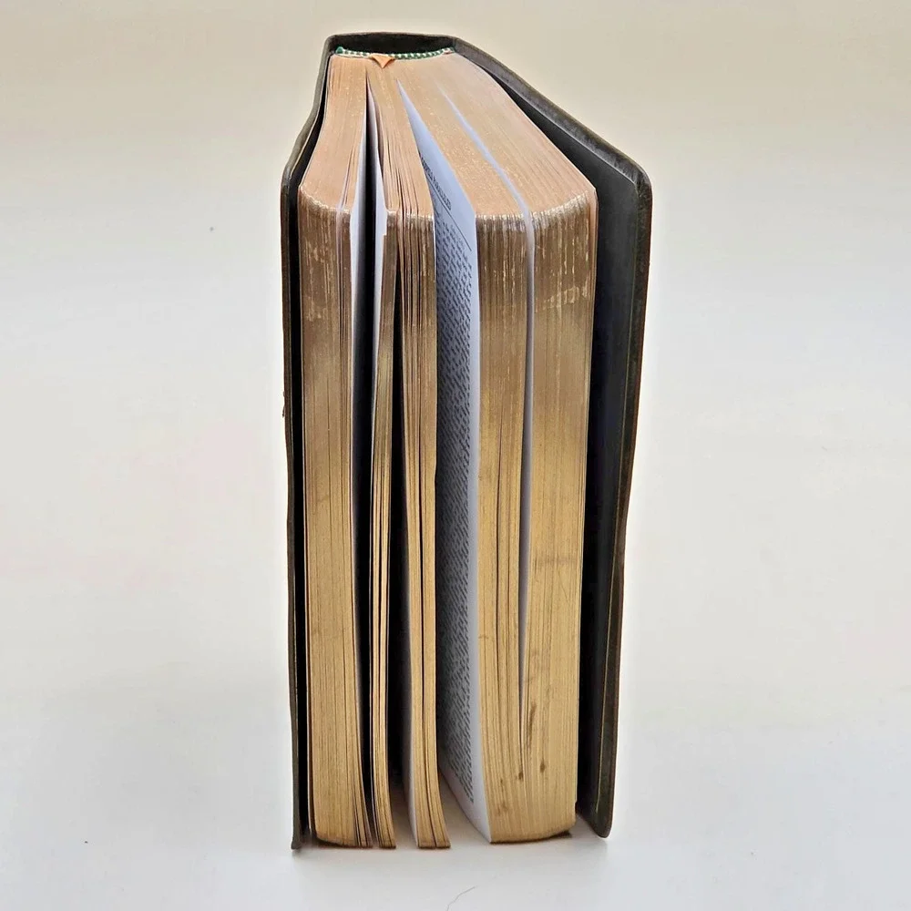 Vintage System Bible Study The Book of Life Holy Bible Leather Gilt Edge 1975